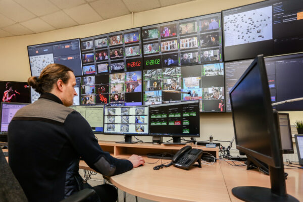 Televizijos transliacijų perdavimas